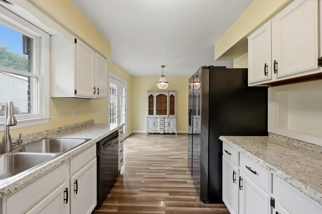 320 Sycamore Court Frankfort KY 40601