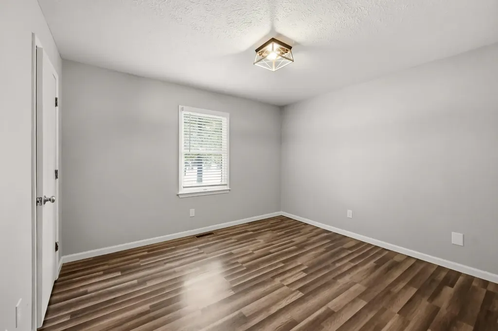 320 Sycamore Court Frankfort KY 40601