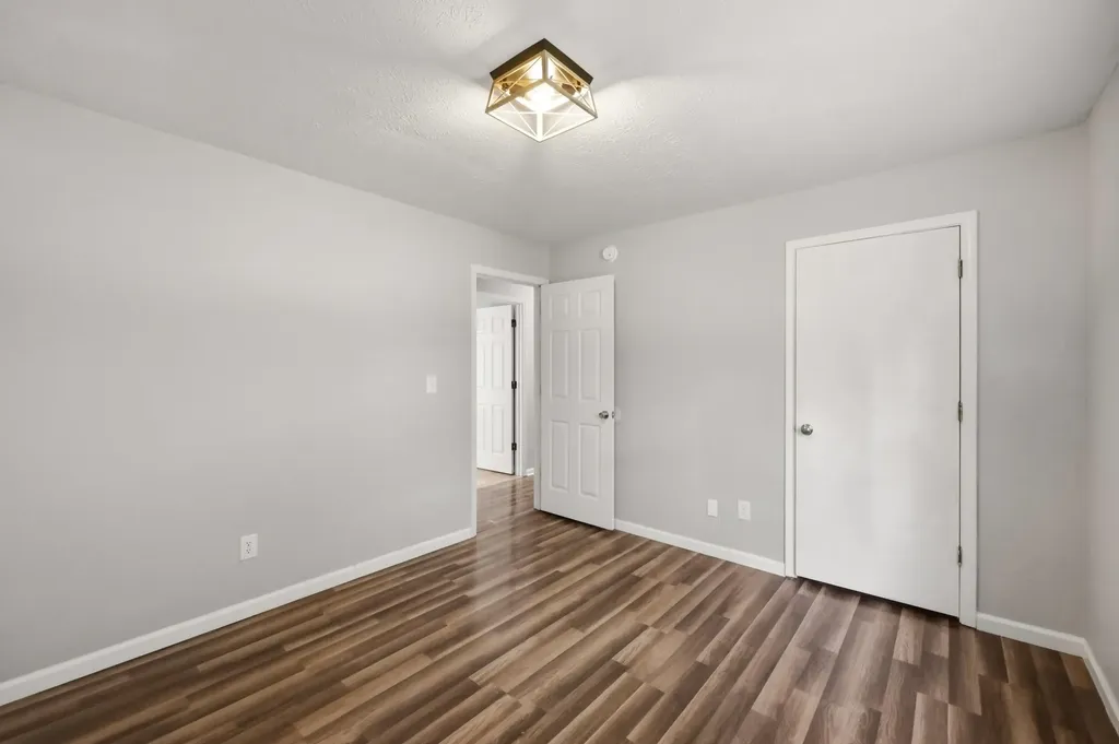 320 Sycamore Court Frankfort KY 40601