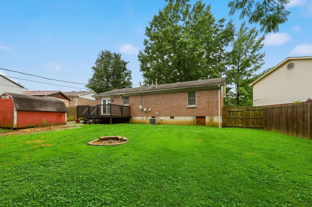 320 Sycamore Court Frankfort KY 40601