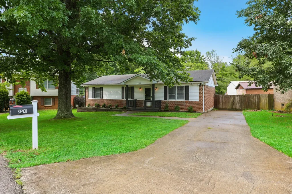320 Sycamore Court Frankfort KY 40601