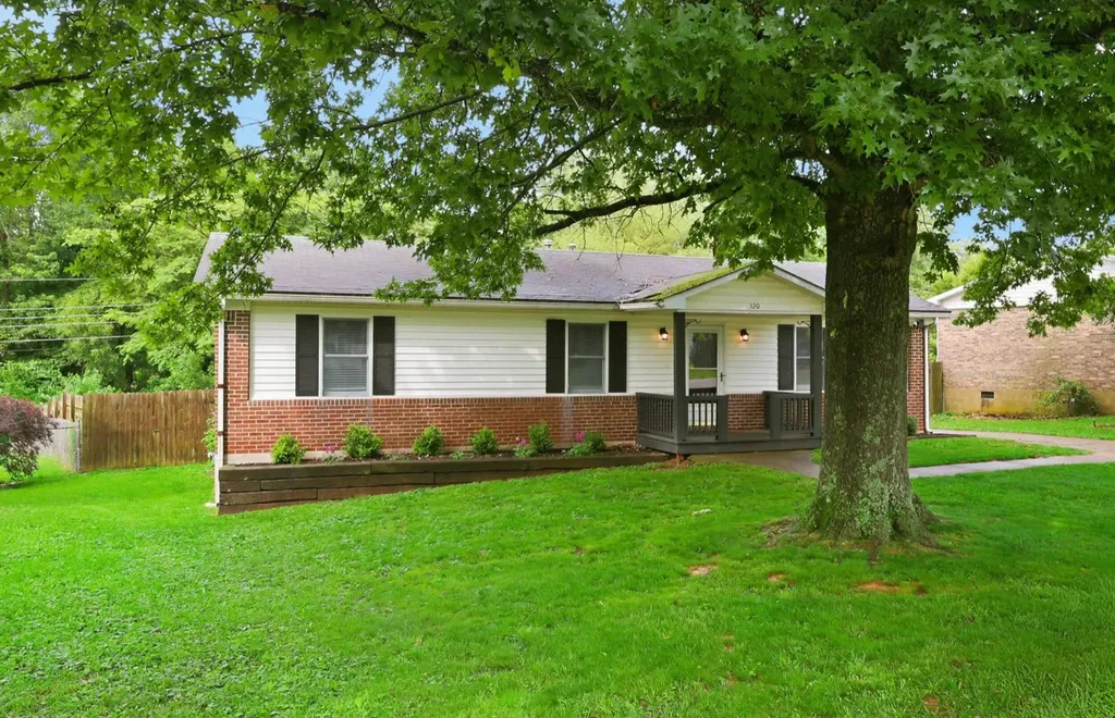 320 Sycamore Court Frankfort KY 40601