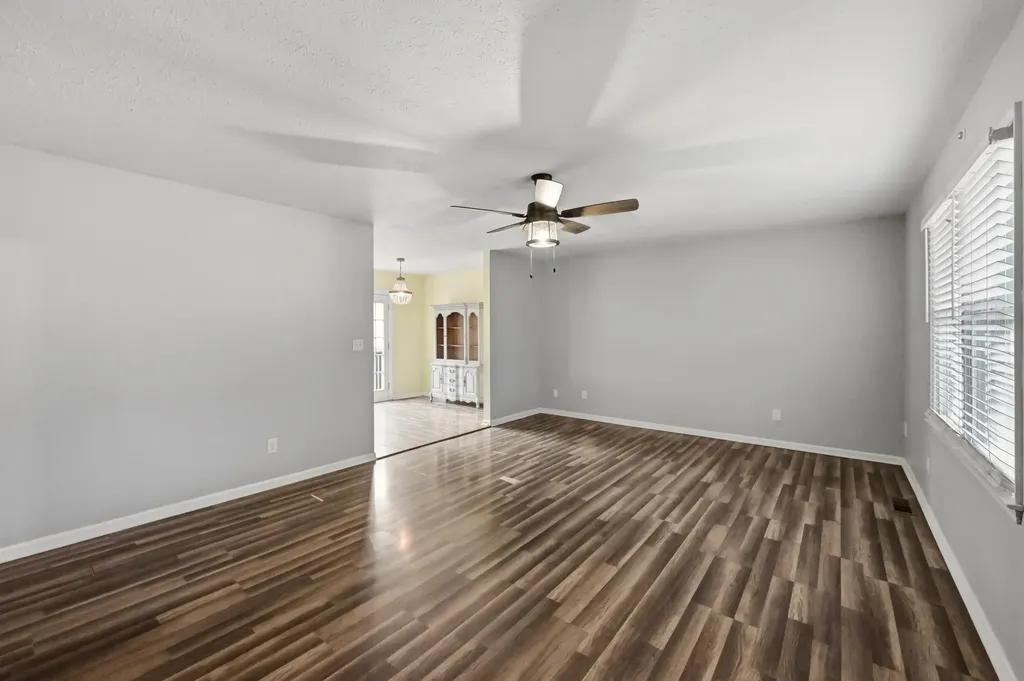 320 Sycamore Court Frankfort KY 40601