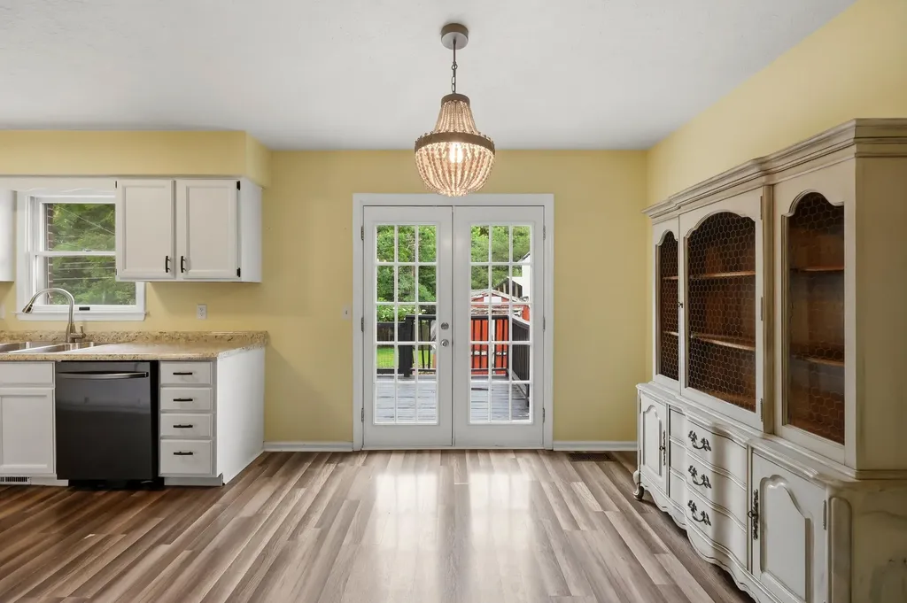 320 Sycamore Court Frankfort KY 40601