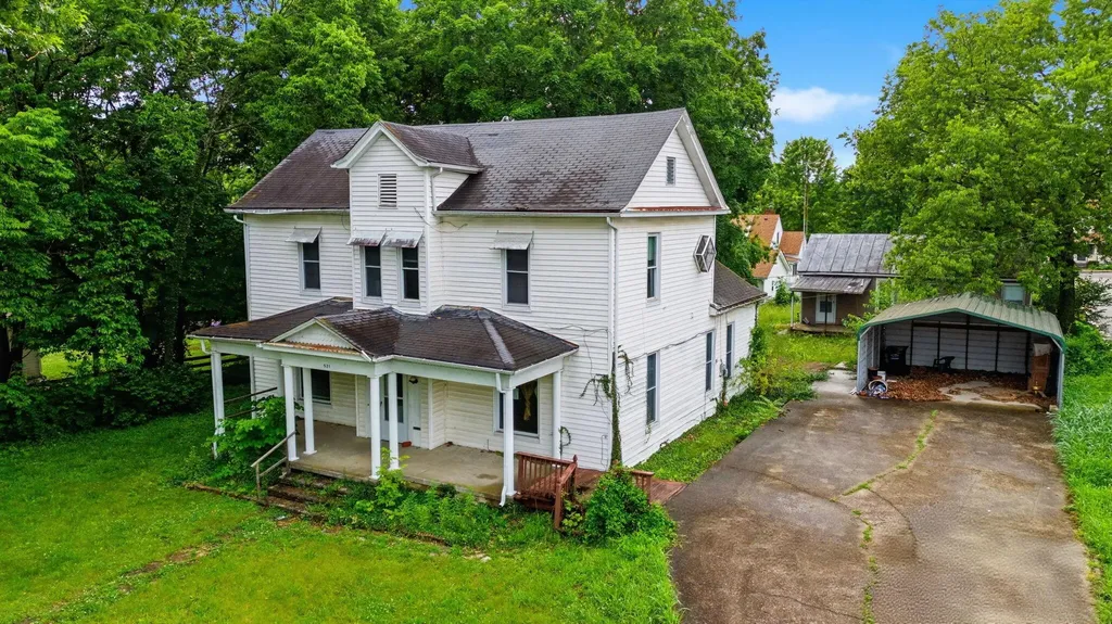 521 N Lexington Avenue Wilmore KY 40390