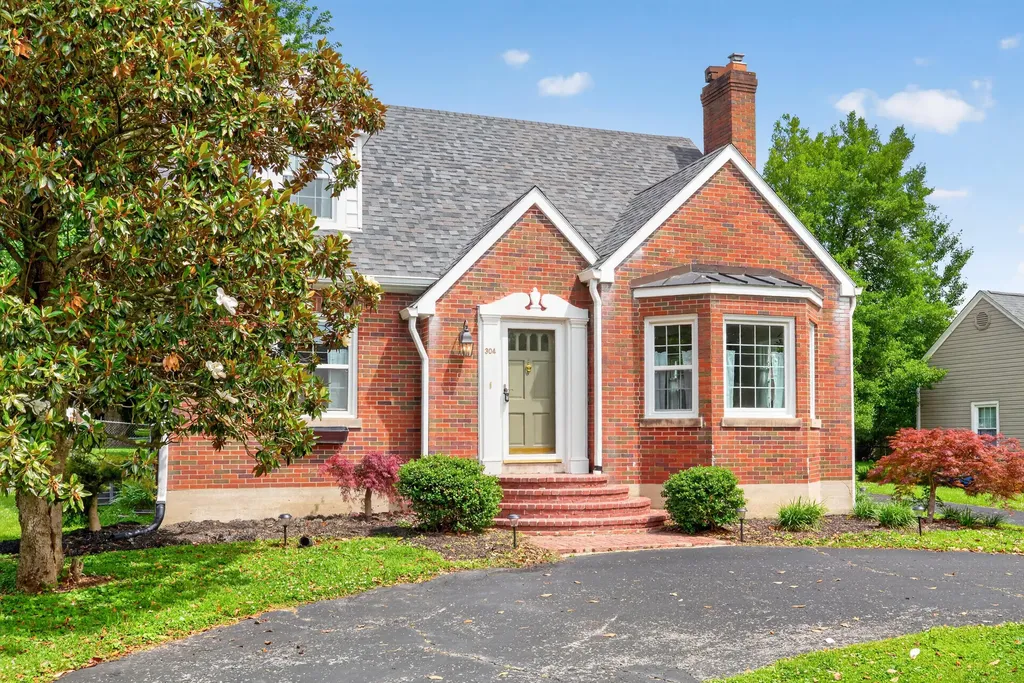 304 Village Drive Lawrenceburg KY 40342