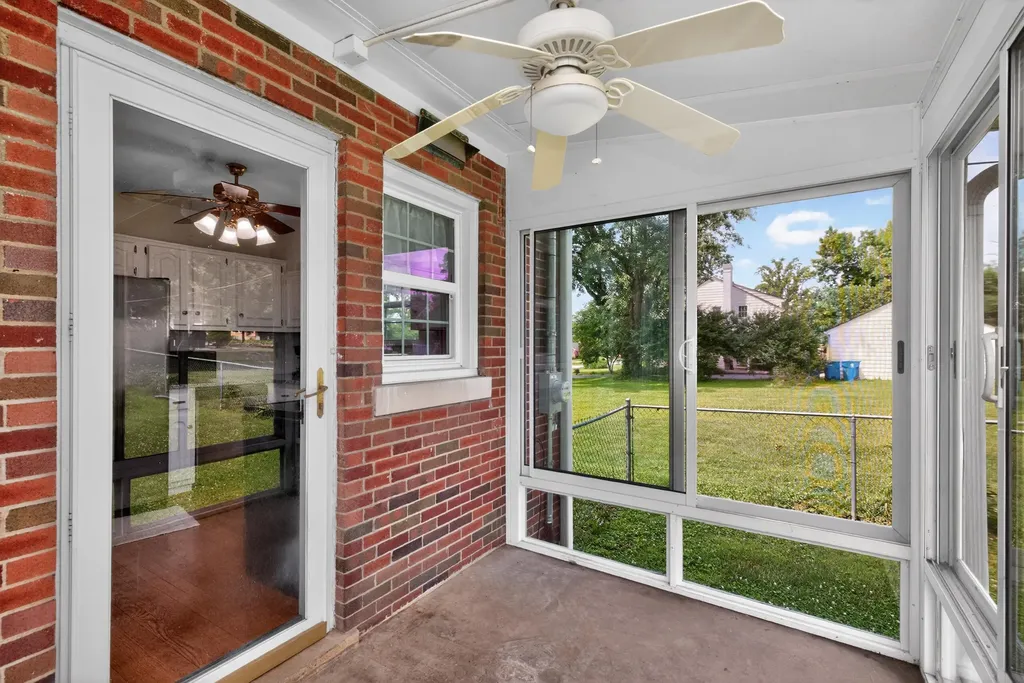304 Village Drive Lawrenceburg KY 40342