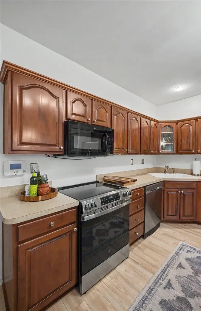 3608 Amick Way Lexington KY 40509