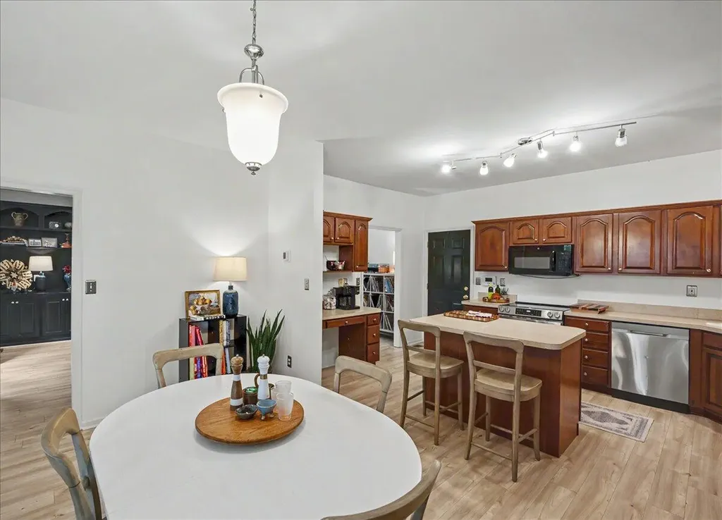 3608 Amick Way Lexington KY 40509