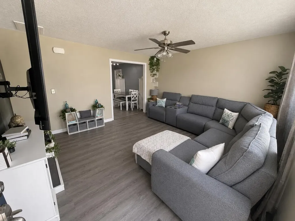 321 Burchwood Drive Berea KY 40403