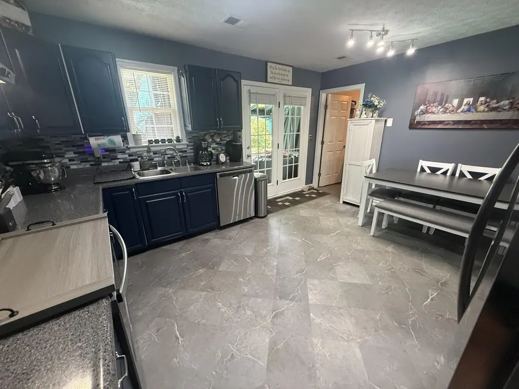 321 Burchwood Drive Berea KY 40403