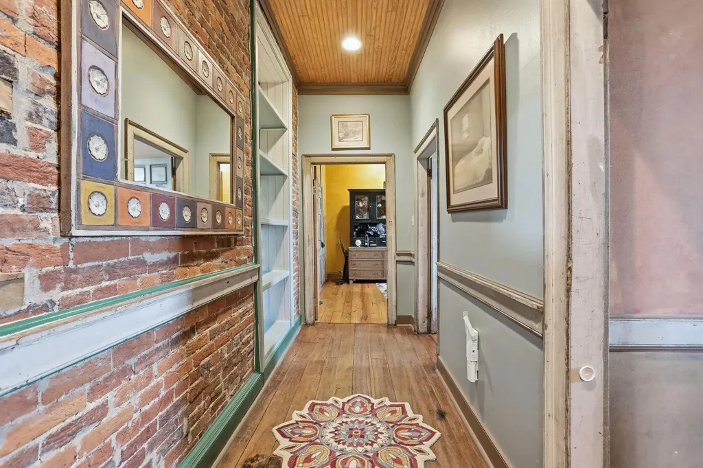 930 Steele Road Versailles KY 40383