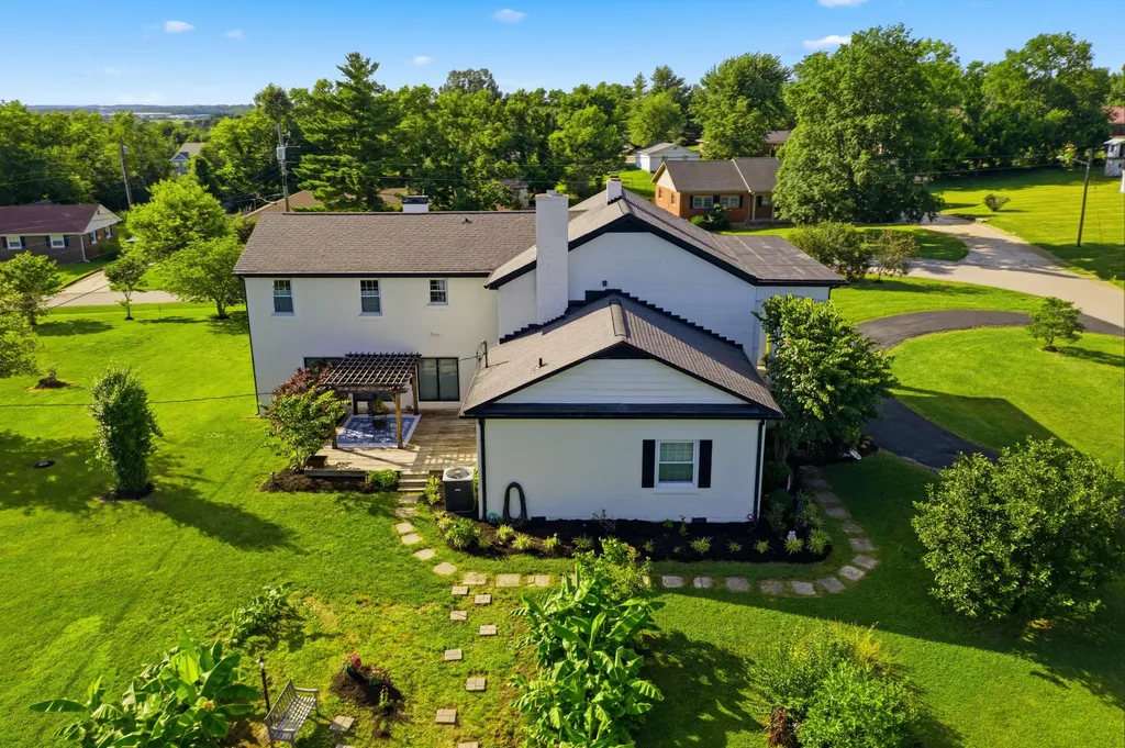 1029 Linden Drive Lawrenceburg KY 40342