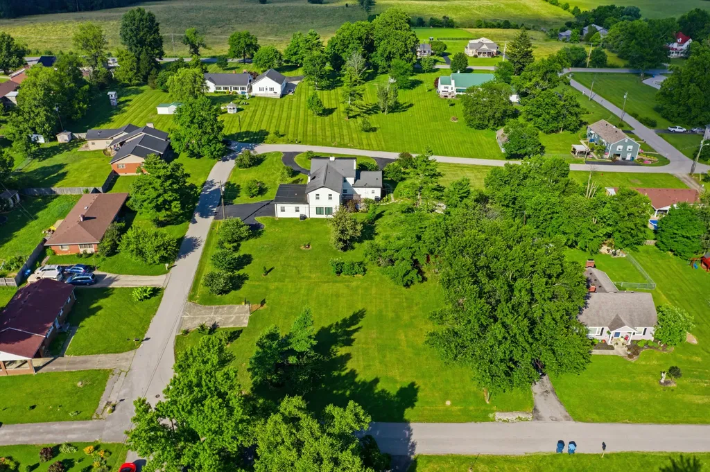1029 Linden Drive Lawrenceburg KY 40342