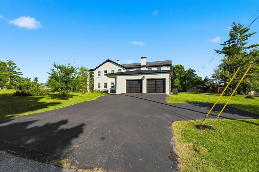 1029 Linden Drive Lawrenceburg KY 40342