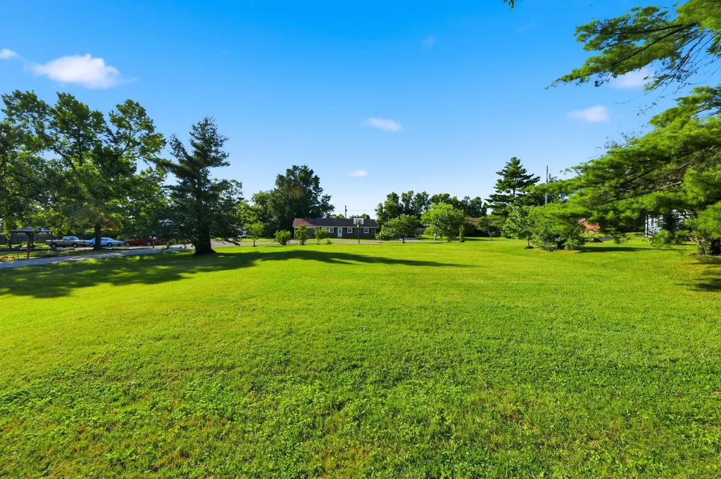 1029 Linden Drive Lawrenceburg KY 40342