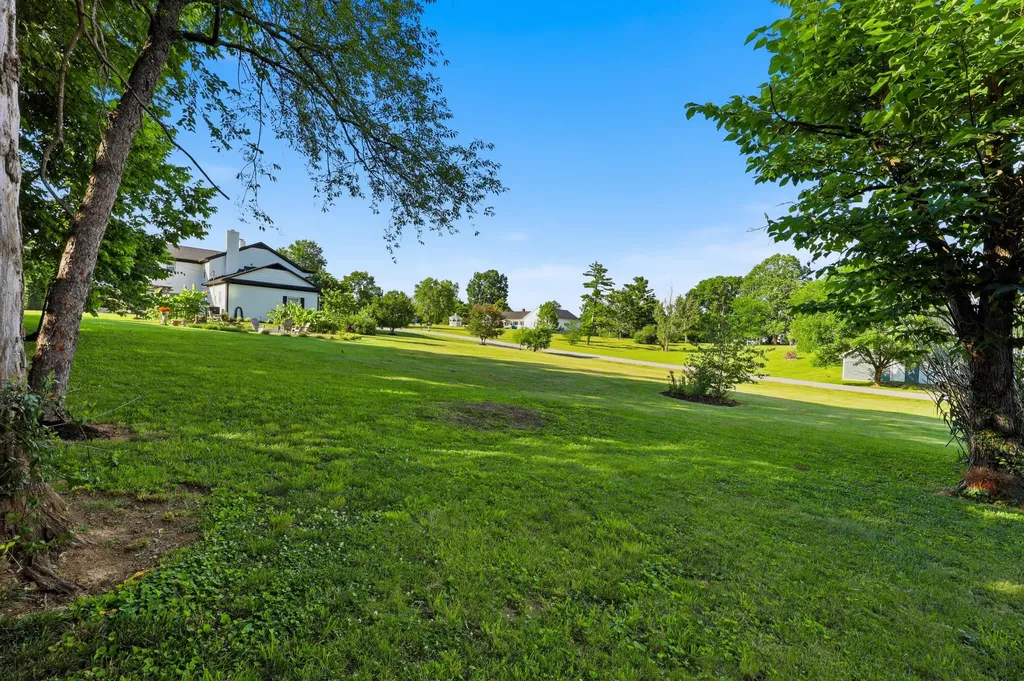 1029 Linden Drive Lawrenceburg KY 40342
