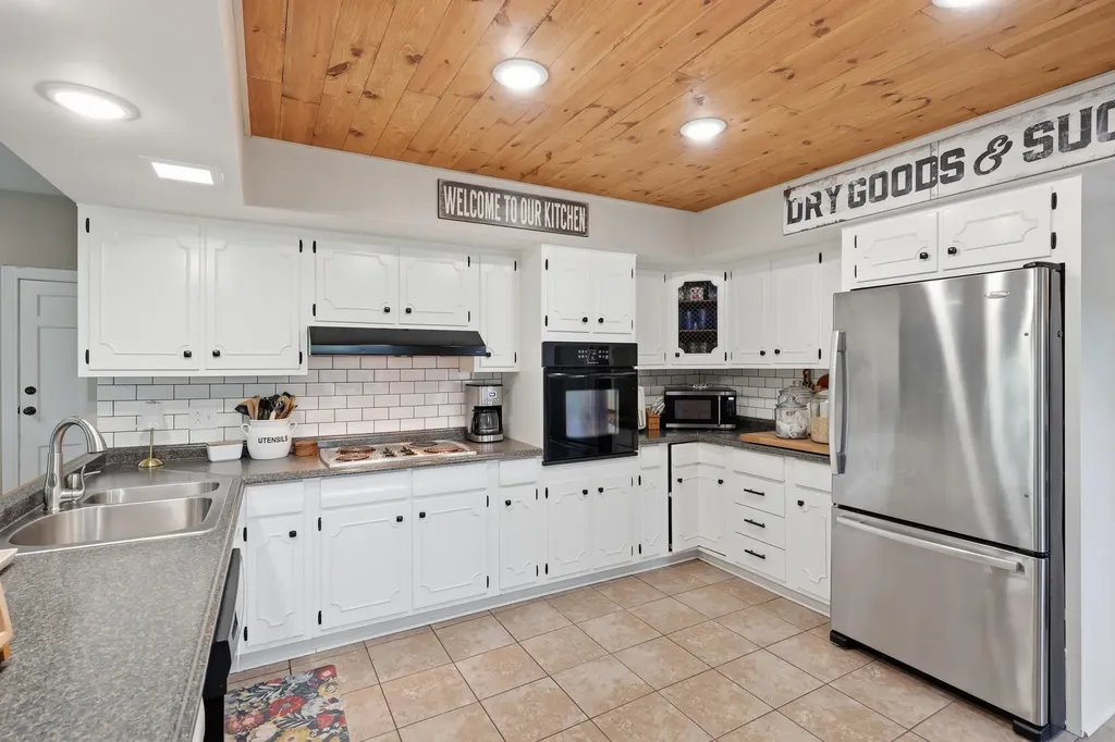 1029 Linden Drive Lawrenceburg KY 40342