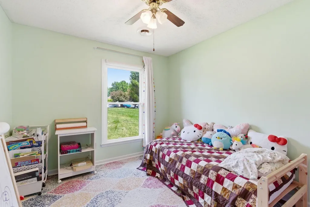 3456 Smoky Mountain Drive Lexington KY 40515