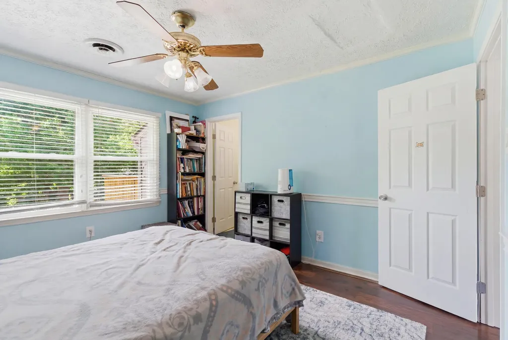 3456 Smoky Mountain Drive Lexington KY 40515