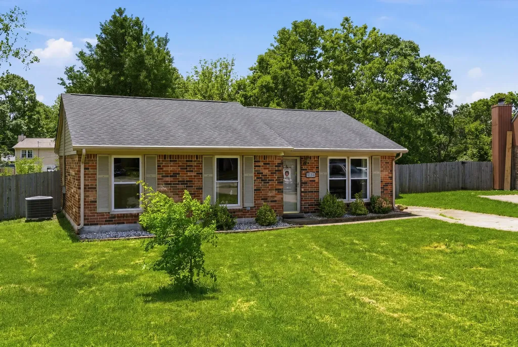 3456 Smoky Mountain Drive Lexington KY 40515