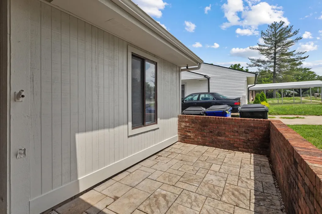 1345 Grafton Drive Lexington KY 40515