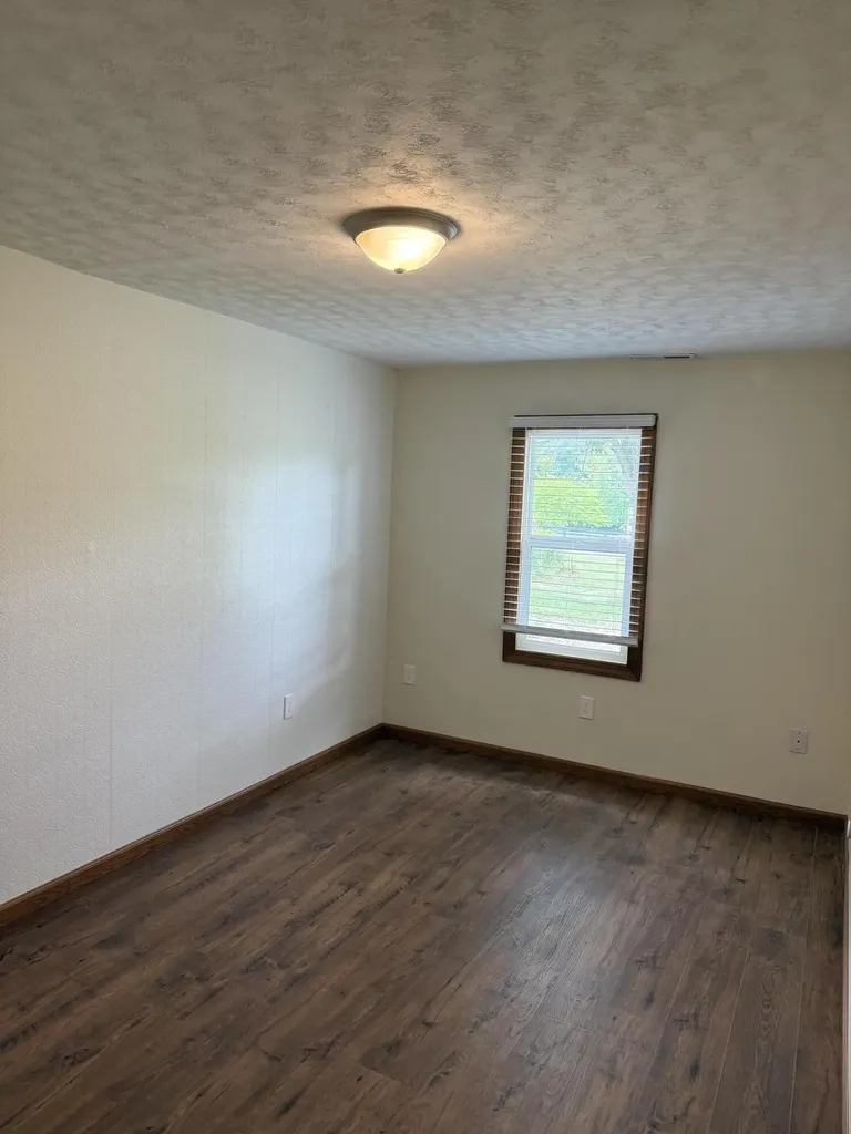 311 Silver Eagle Drive London KY 40744