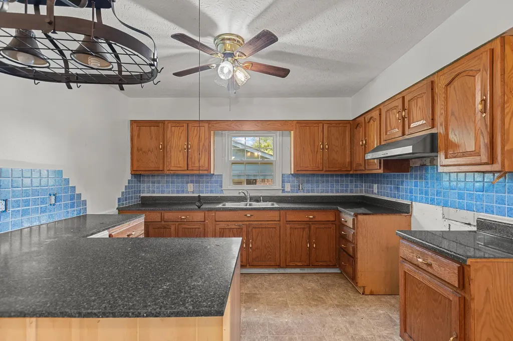 215 Lynn Drive Lawrenceburg KY 40342