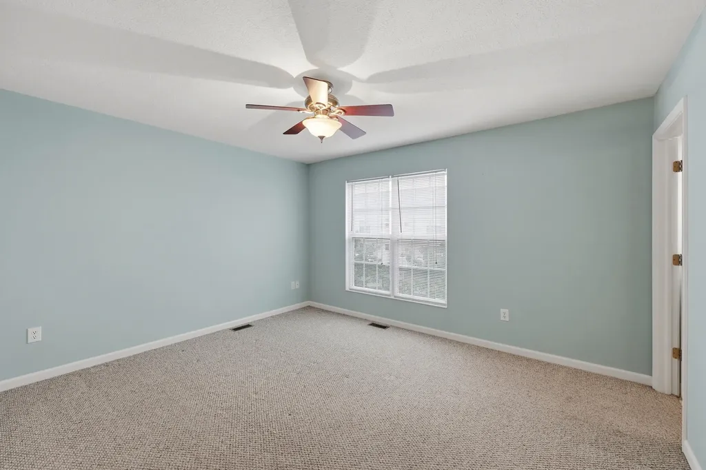 2443 Aristocracy Circle Lexington KY 40509