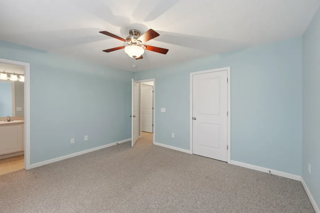 2443 Aristocracy Circle Lexington KY 40509