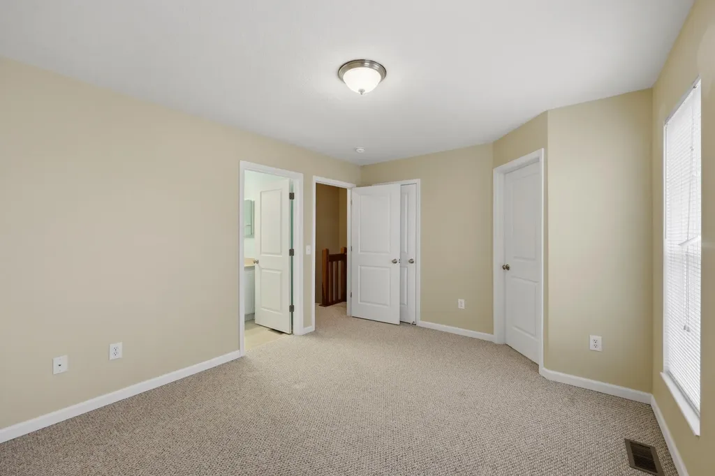 2443 Aristocracy Circle Lexington KY 40509