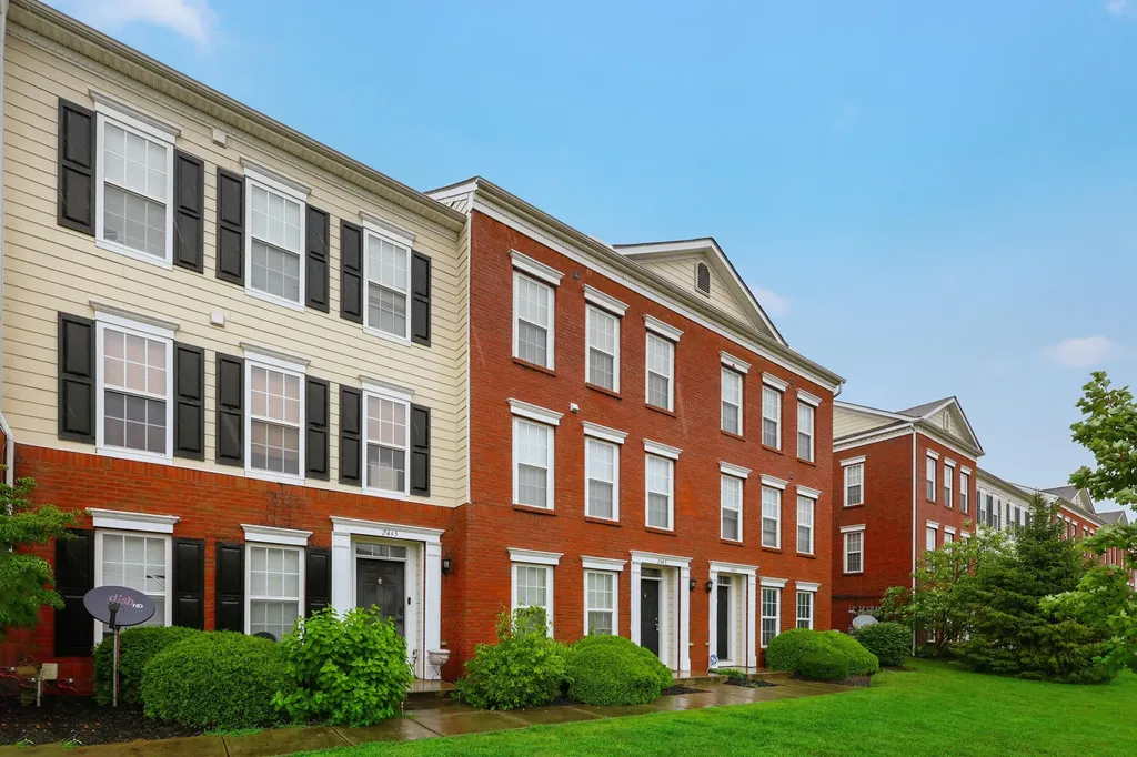 2443 Aristocracy Circle Lexington KY 40509