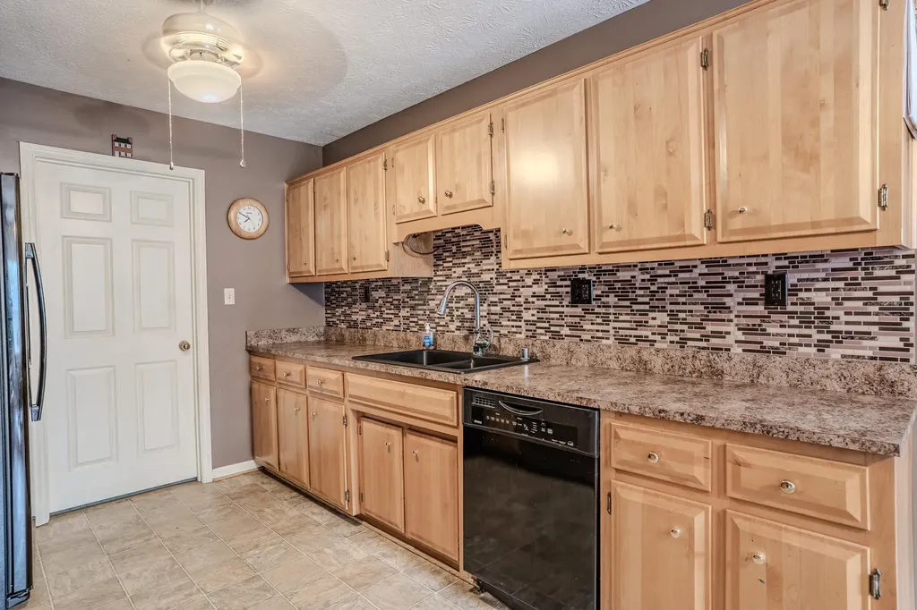 1010 Tamworth Lane Frankfort KY 40601