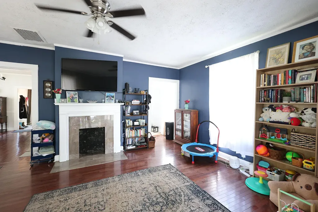 377 Crescent Avenue Winchester KY 40391