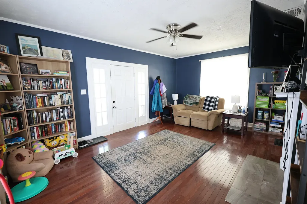377 Crescent Avenue Winchester KY 40391