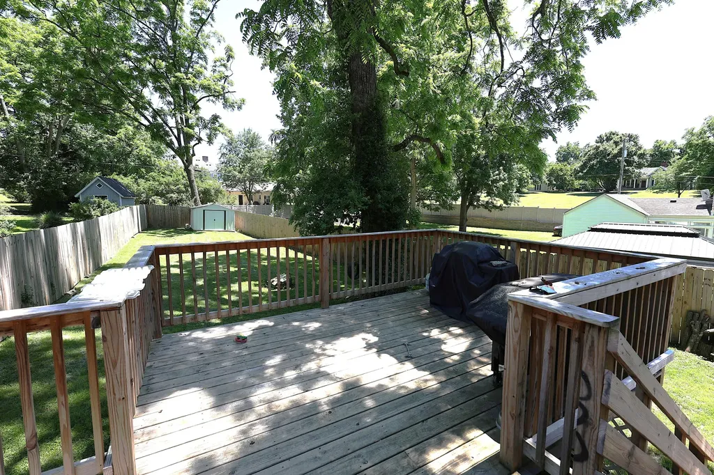 377 Crescent Avenue Winchester KY 40391