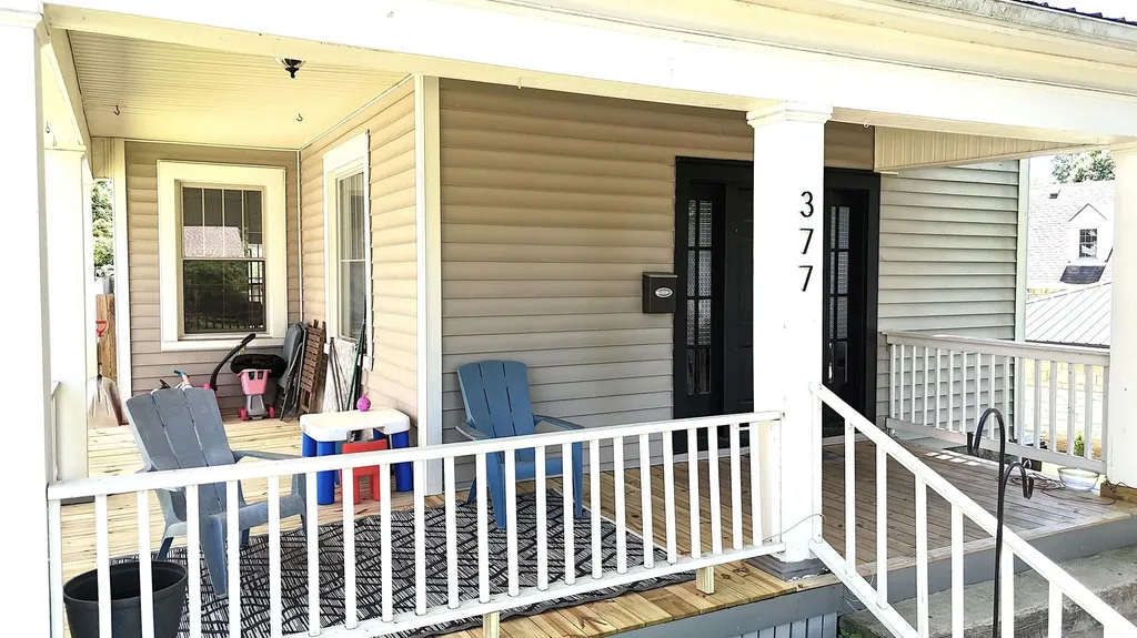 377 Crescent Avenue Winchester KY 40391