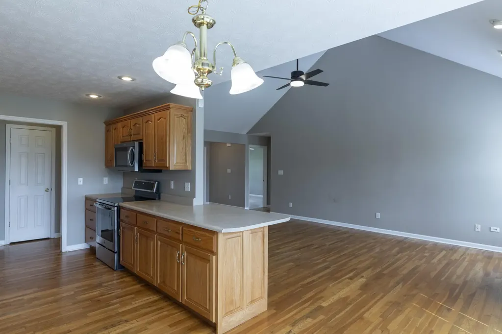 188 Elliott Ford Road Richmond KY 40475
