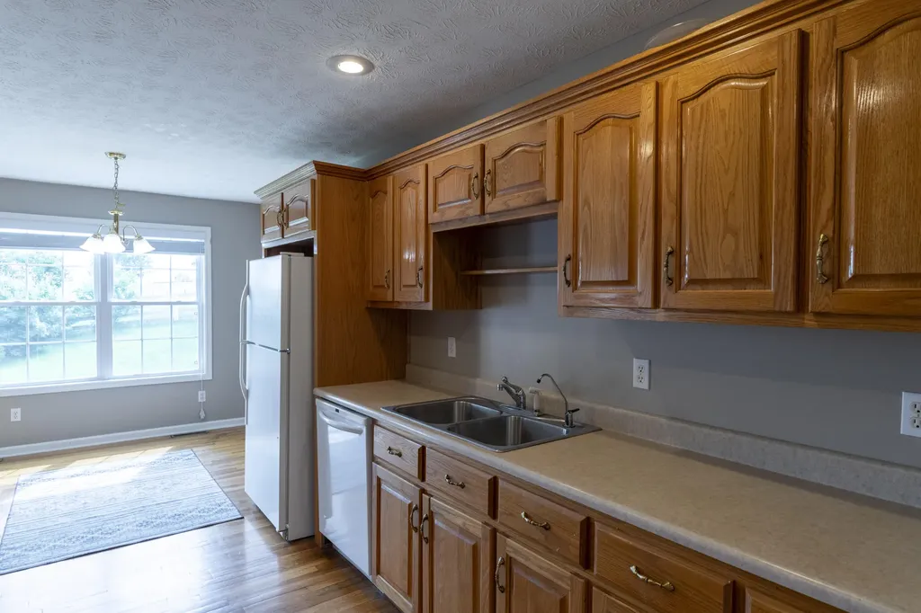 188 Elliott Ford Road Richmond KY 40475
