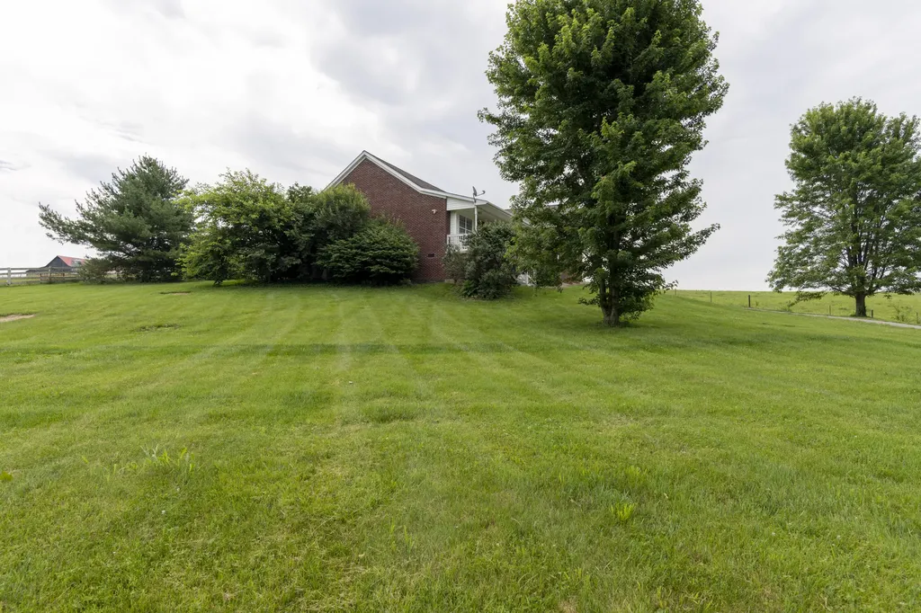 188 Elliott Ford Road Richmond KY 40475