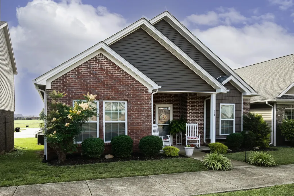 112 Mccowans Ferry Alley Versailles KY 40383