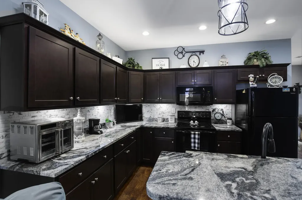 112 Mccowans Ferry Alley Versailles KY 40383