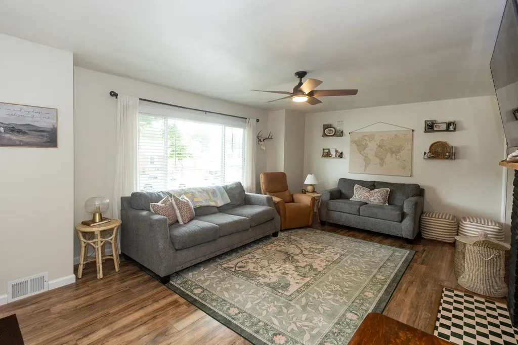 123 Ballard Street Harrodsburg KY 40330