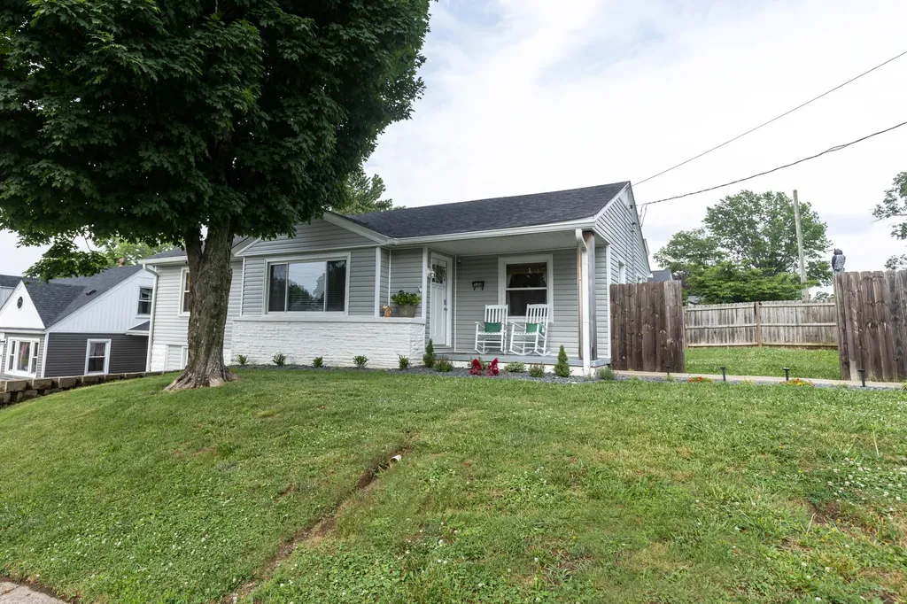 123 Ballard Street Harrodsburg KY 40330