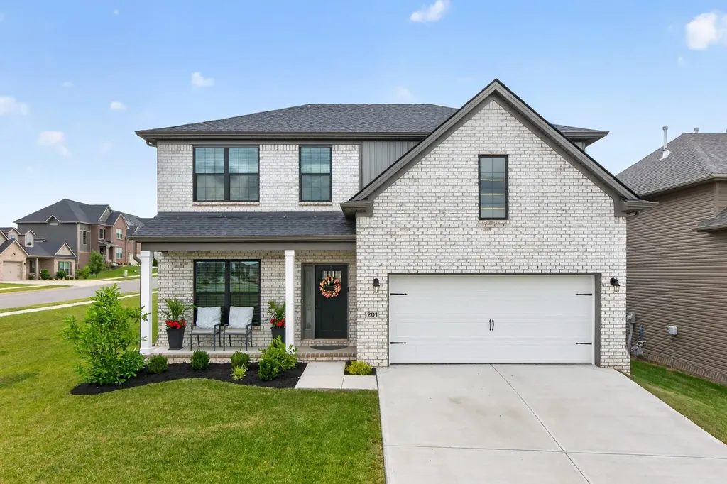 201 Little Leaf Drive Nicholasville KY 40356