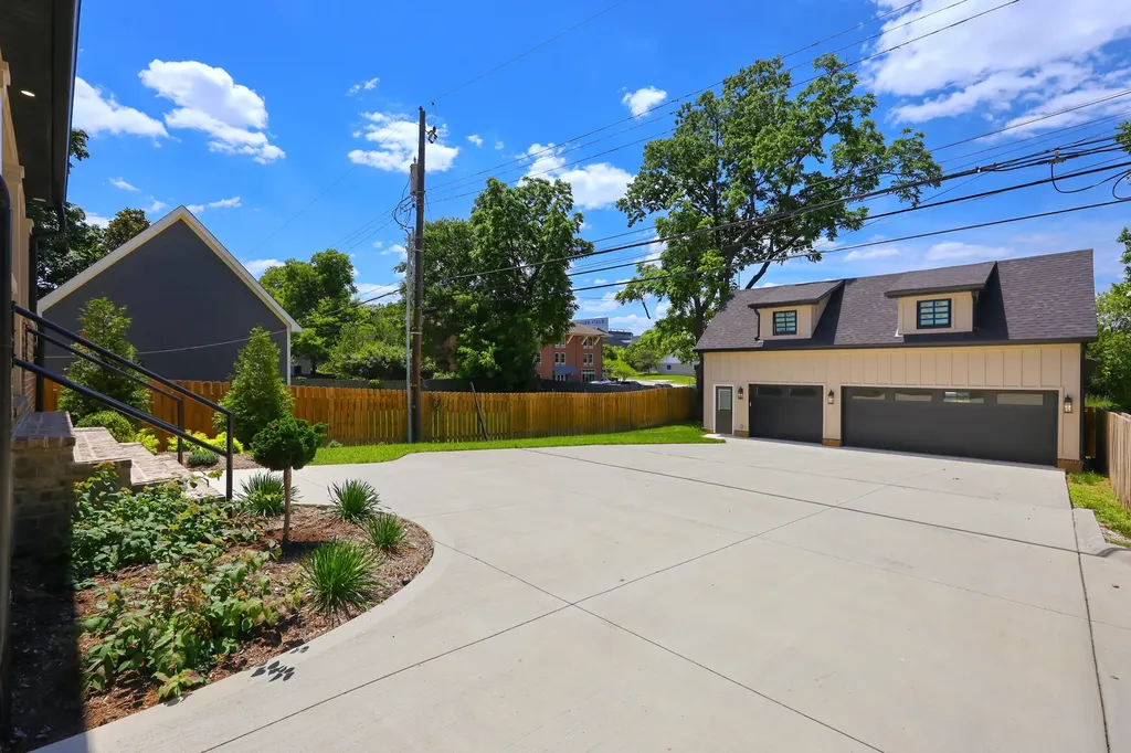 1267 Scoville Road Lexington KY 40502