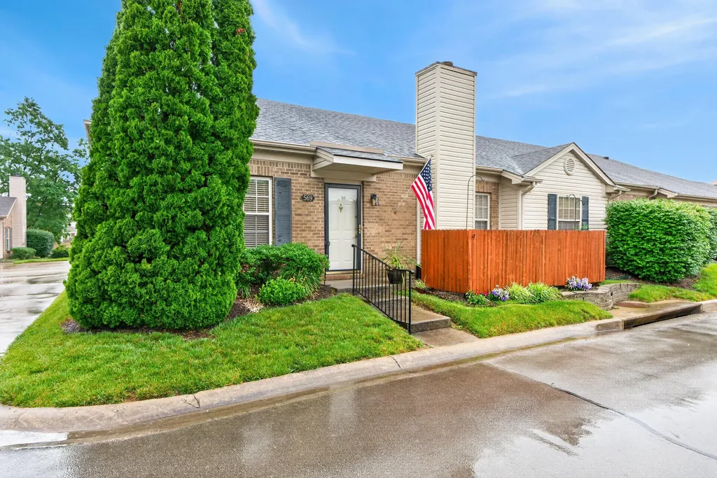 569 Goldon Trophy Trail Lexington KY 40514