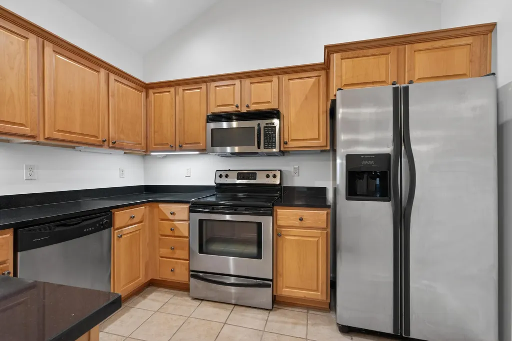 569 Goldon Trophy Trail Lexington KY 40514