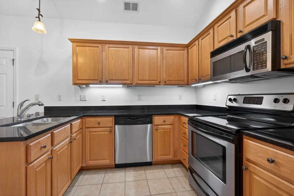 569 Goldon Trophy Trail Lexington KY 40514