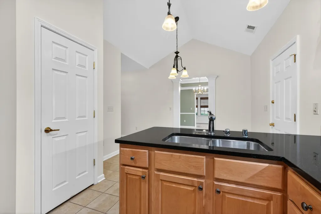 569 Goldon Trophy Trail Lexington KY 40514